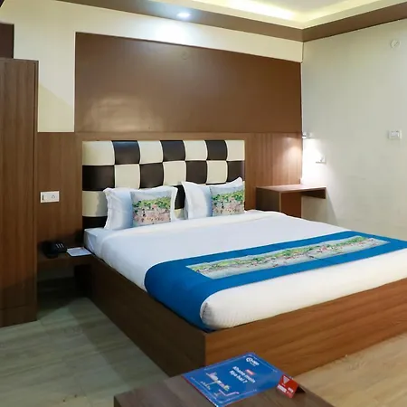 Oyo 9665 Residency Inn-3